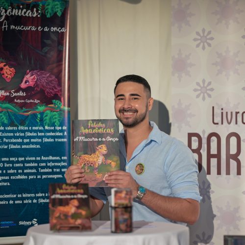 Allan Santos leva a fábula amazônica “A Mucura e a Onça” às comunidades ribeirinhas e inspira crianças com literatura e pertencimento