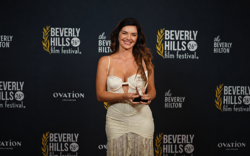Mayana Neiva estreia na direção com documentário sobre o avô premiado em festival internacional